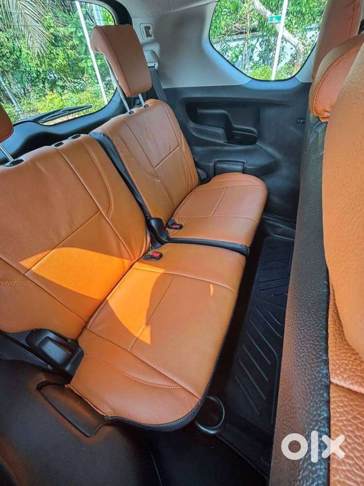 Toyota Innova Crysta