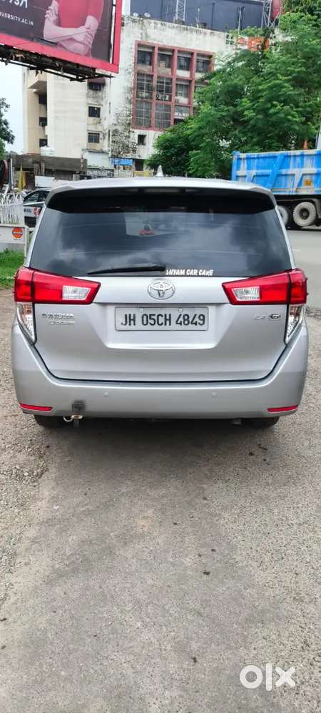 Toyota Innova Crysta 2019