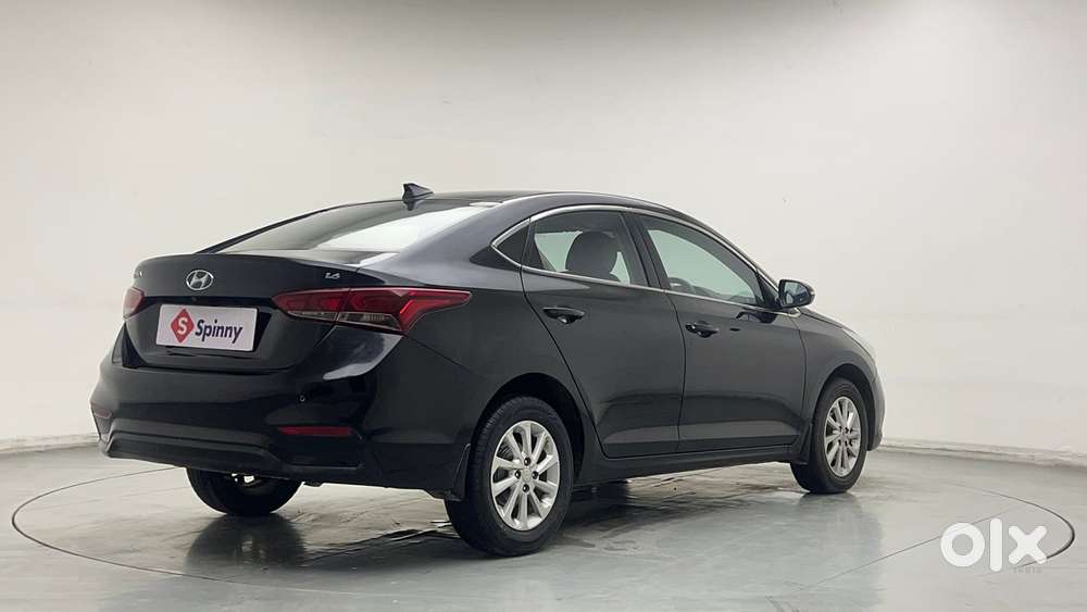 Hyundai Verna Ex 1.6 Vtvt At, 2018, Petrol