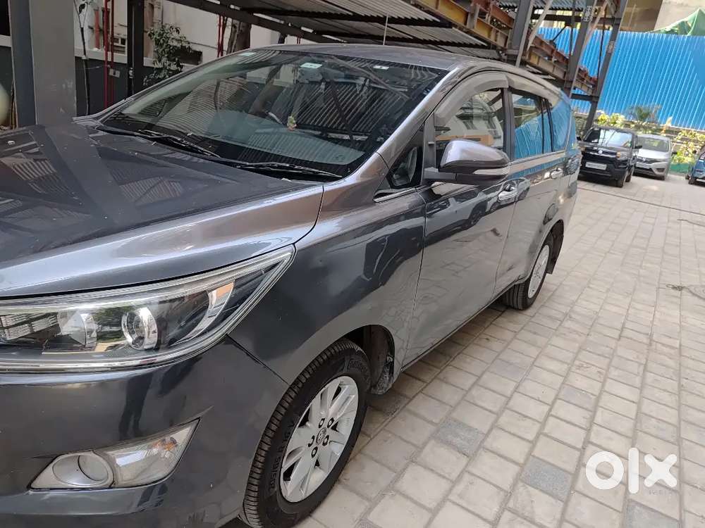 Toyota Innova Crysta 2016 Diesel Well Maintained