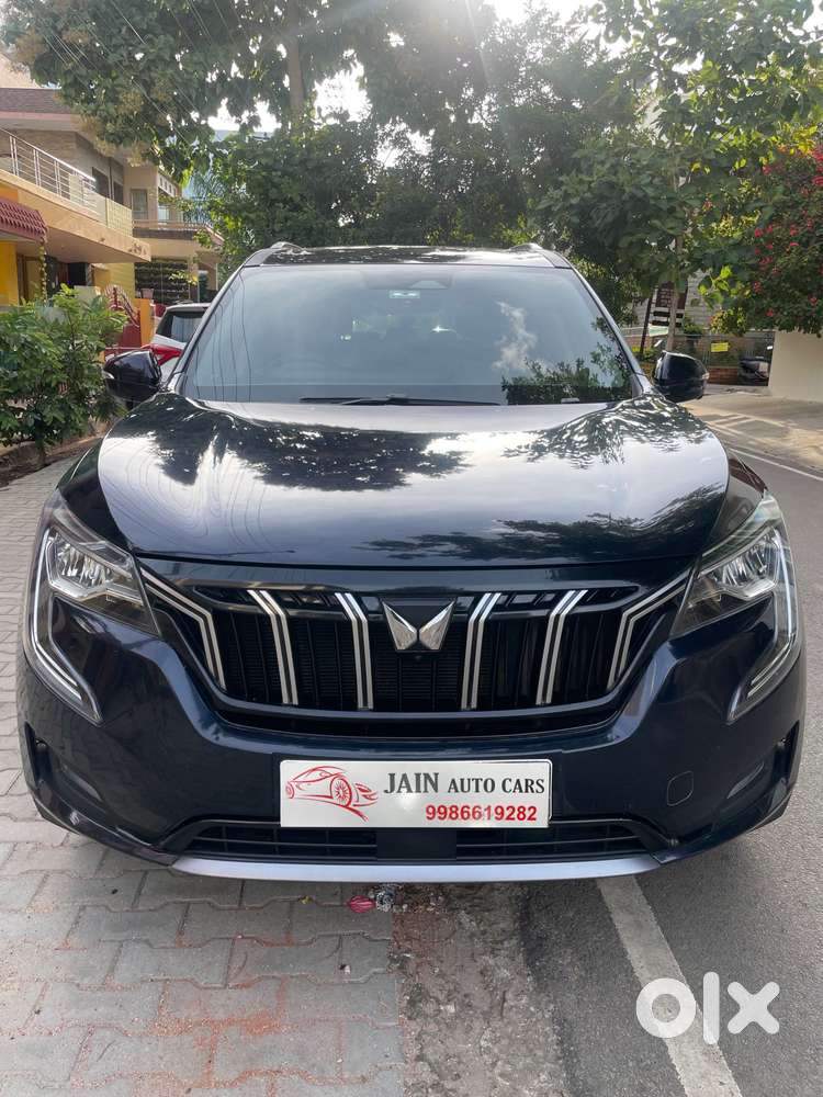 Mahindra Xuv700 2.2 Ax 7 Diesel At Luxury Pack Str Awd, 2022, Diesel
