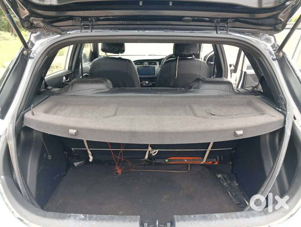 Hyundai I20 Sportz Plus Dual Tone, 2019, Petrol