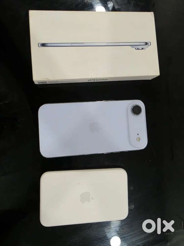 Air 17 with magsafe apple
