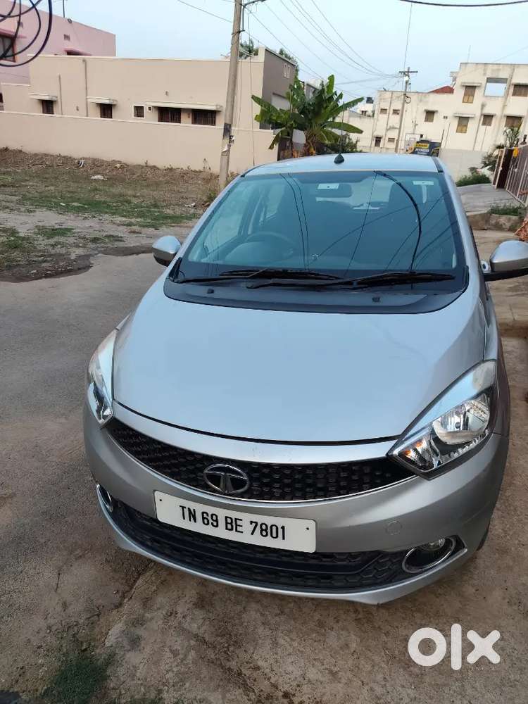 Tata Tiago 2017 Petrol Automatic 55200 Km Driven  Silver