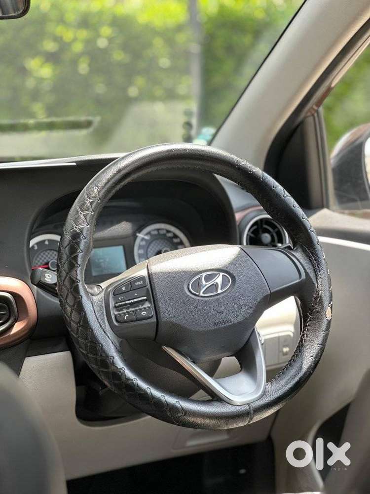Hyundai Aura S Automatic, 2022, Petrol