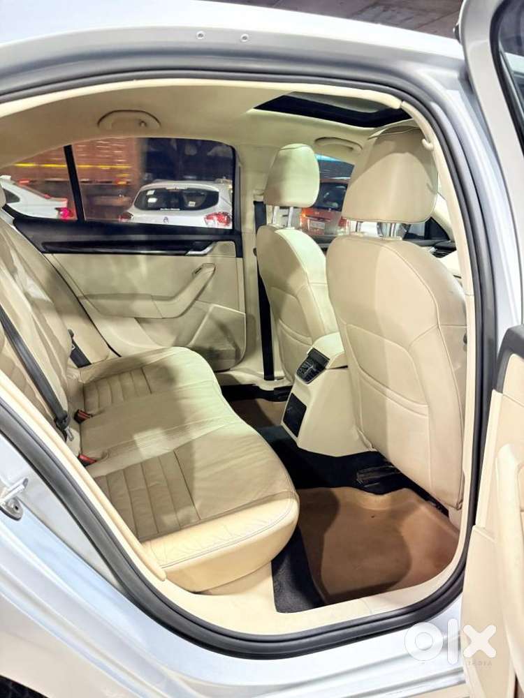 Skoda Octavia Style Plus 1.8 Tsi At, 2016, Petrol