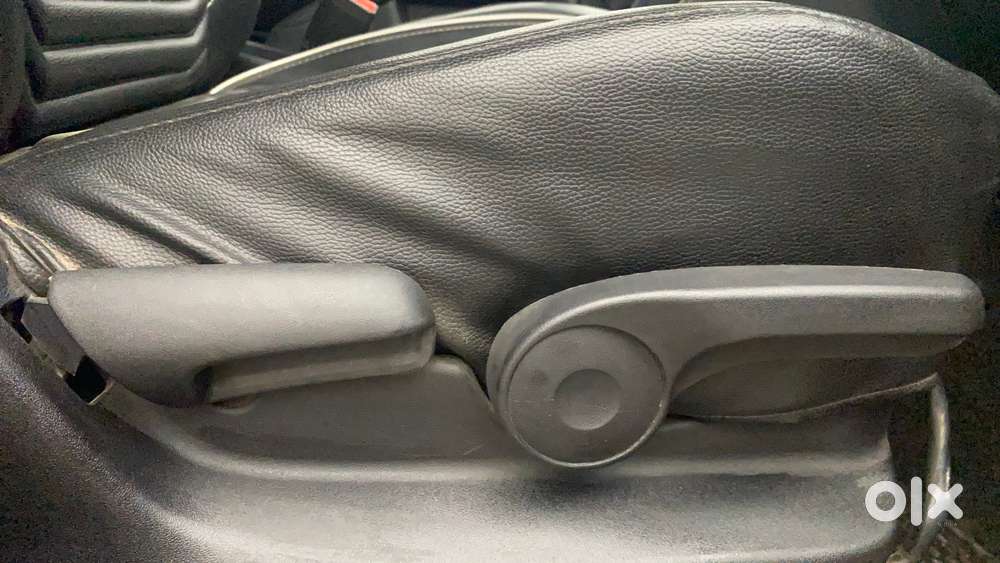 Maruti Suzuki Vitara Brezza Zdi, 2017, Diesel