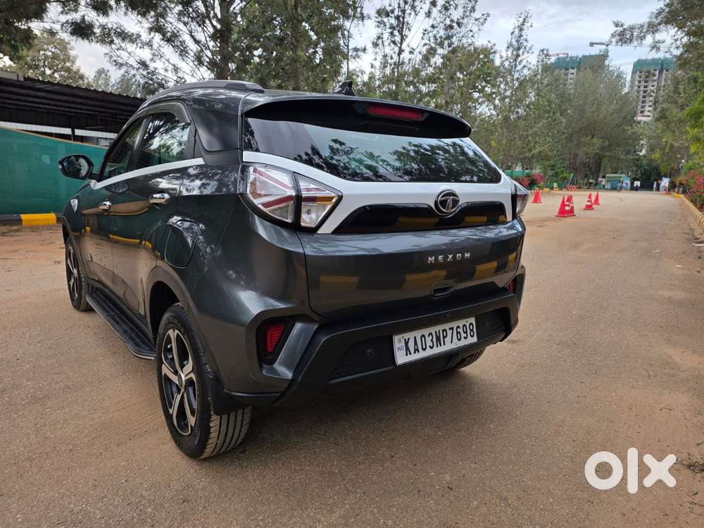Tata Nexon 1.2 Revotron Xma Amt (s), 2023, Petrol