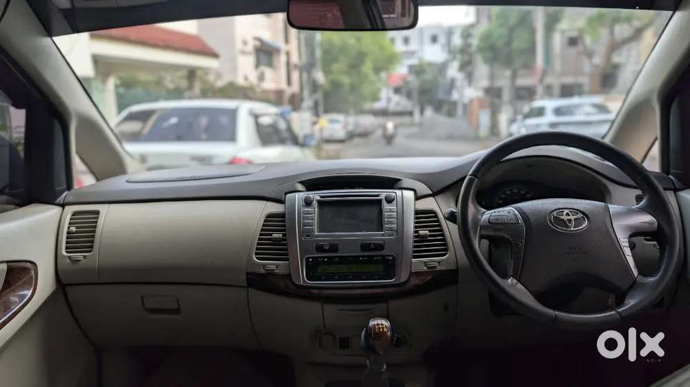 Toyota Innova 2014 Diesel 169000 Km Driven