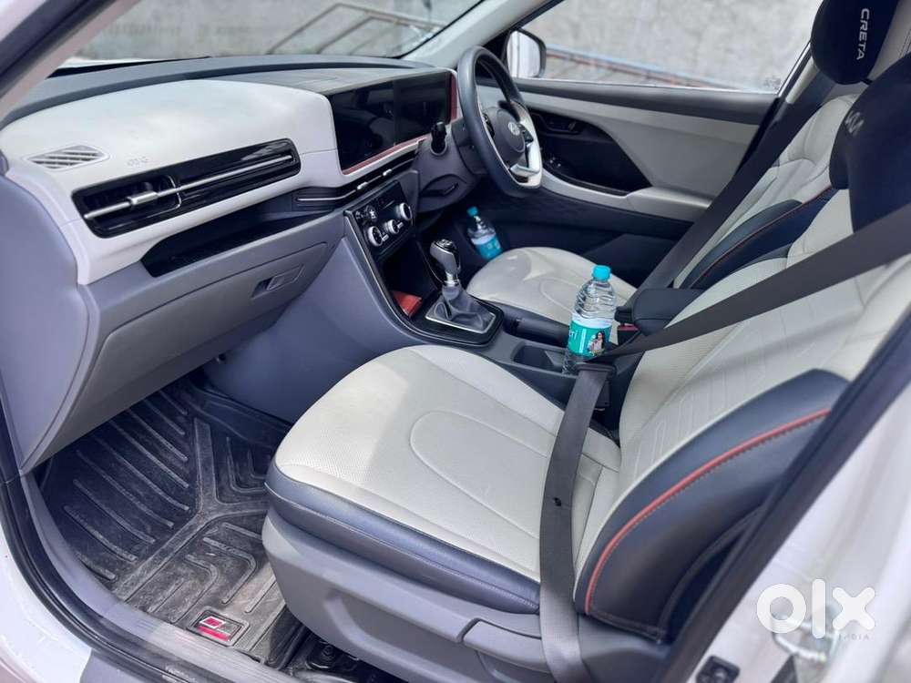 Creta 2025  Panaromic Sunroof In Mint Condition