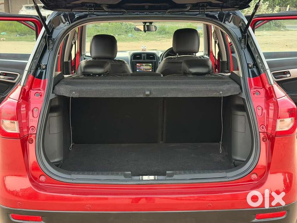 Maruti Suzuki Vitara Brezza Zdi Plus Dual Tone, 2017, Diesel