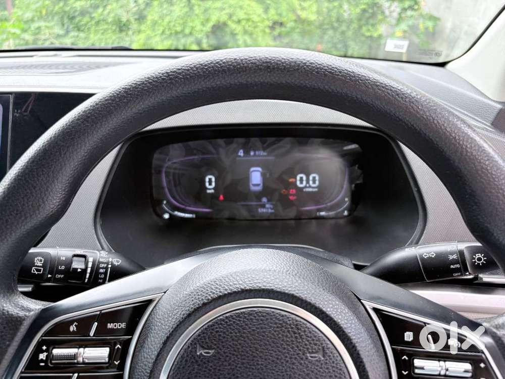 Kia Carens 2023 Diesel Well Maintained