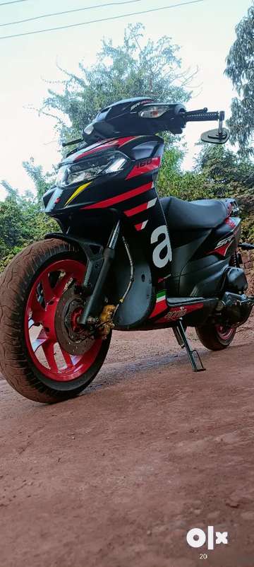 Aprilia 160 best sale bs6 race edition