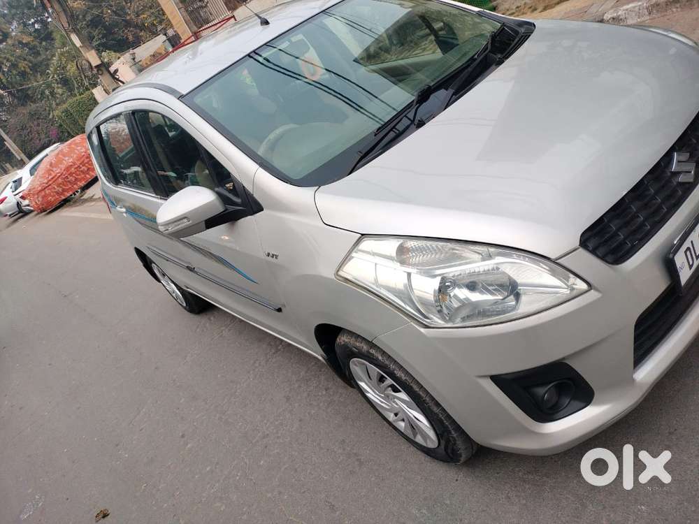 Maruti Suzuki Ertiga Vxi Abs Bs Iv, 2014, Petrol