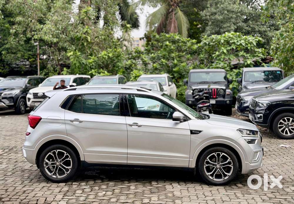 Skoda Kushaq 1.0 Tsi Style, 2023, Petrol