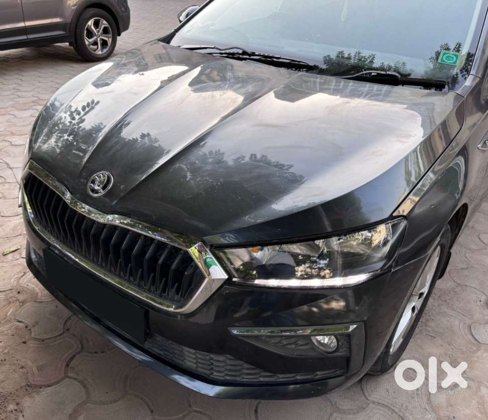 Skoda Slavia Ambition 1.0l Tsi Mt, 2023, Petrol