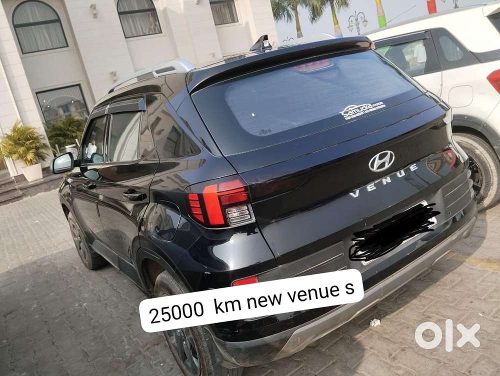 Hyundai Venue S Turbo, 2023, Petrol