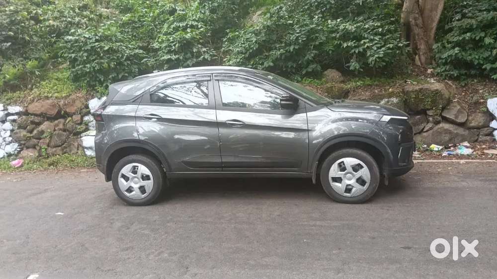 Tata Nexon Petrol Mt 2026, 4500 Km Driven