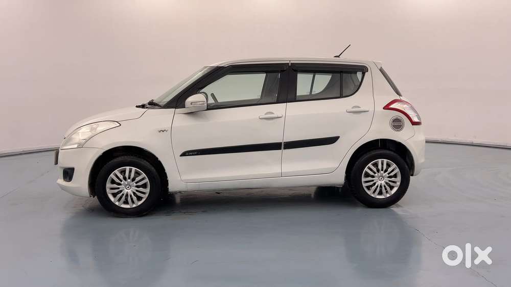 Maruti Suzuki Swift Vvt Vxi, 2014, Petrol
