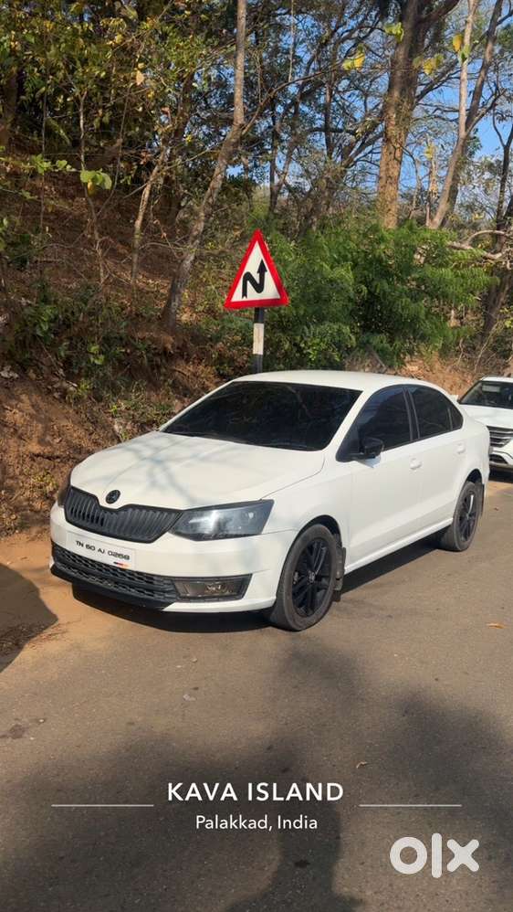 Skoda Rapid 2021 Petrol