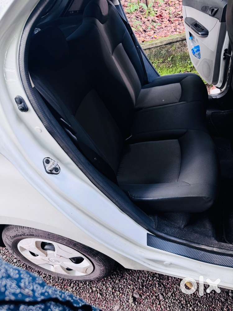 Tata Tiago Petrol Manual 2017 Km Driven