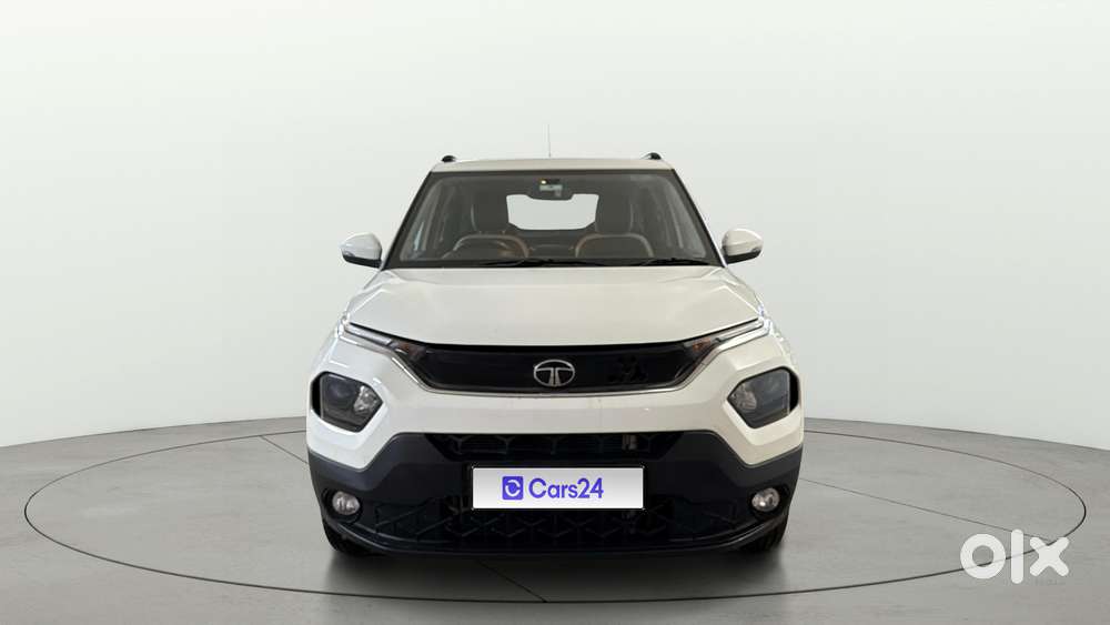 Tata Punch Accomplished Dazzle Amt Sunroof, 2024, Petrol