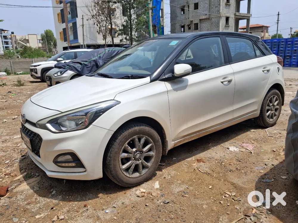Single Hand Used Hyundai Elite I20 Asta Cvt (automatic) (top Variant)