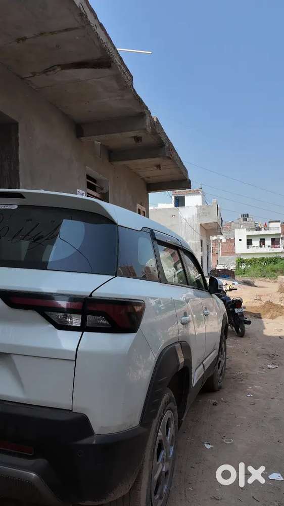 Sale/ Rent Maruti Suzuki Brezza 2024 Lxi
