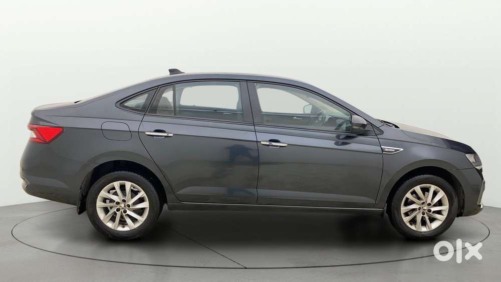 Skoda Slavia 1.0 Ambition Tsi At, 2022, Petrol