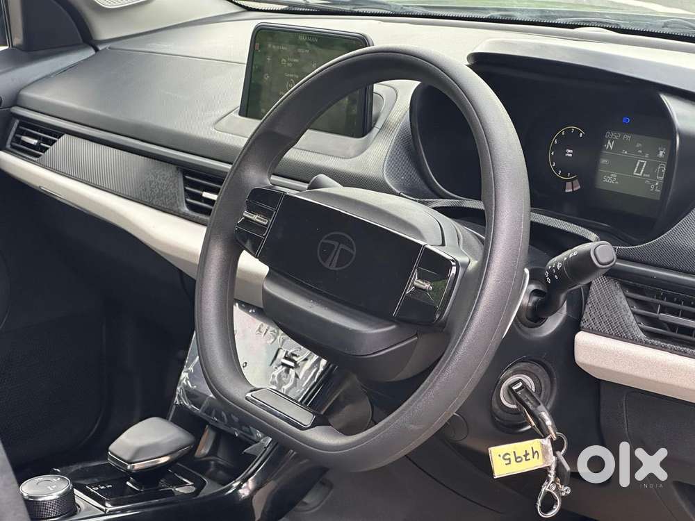 Tata Nexon Pure (s) 1.2 Petrol 6amt, 2024, Petrol