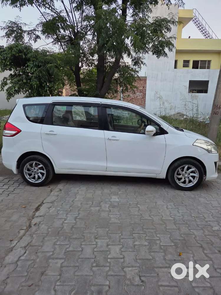 Maruti Suzuki Ertiga 2012 Diesel 1lack 4000 Km Driven