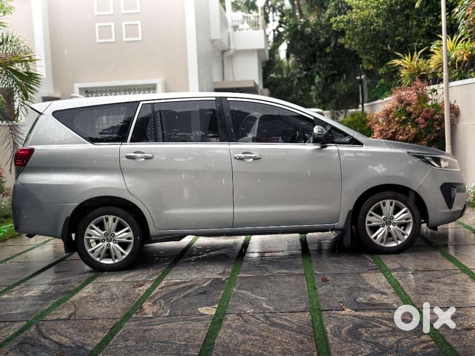 Toyota Innova Crysta 2.4 Gx Mt, 2019, Diesel
