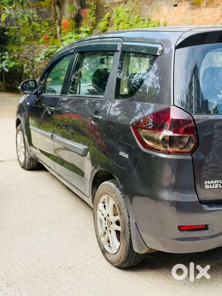 Maruti Suzuki Ertiga Vdi 2013