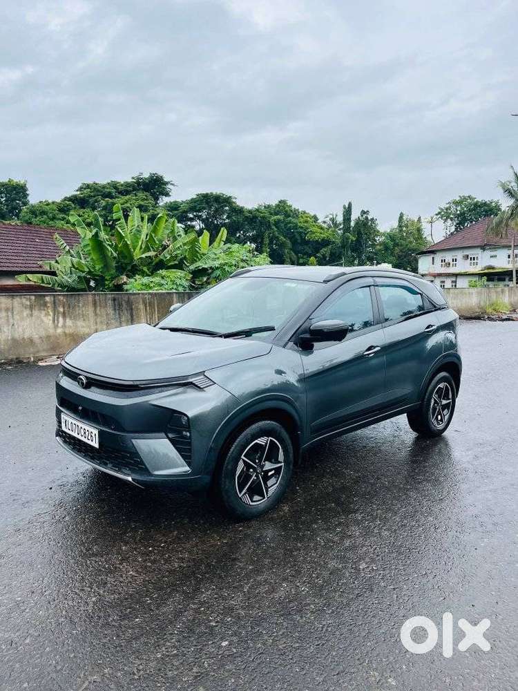 Tata Nexon Fearless Plus S 1.2 Revotron Petrol 6mt Dt, 2024, Petrol