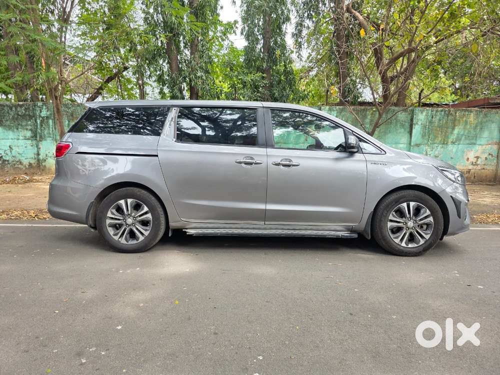 Kia Carnival Premium, 2020, Diesel