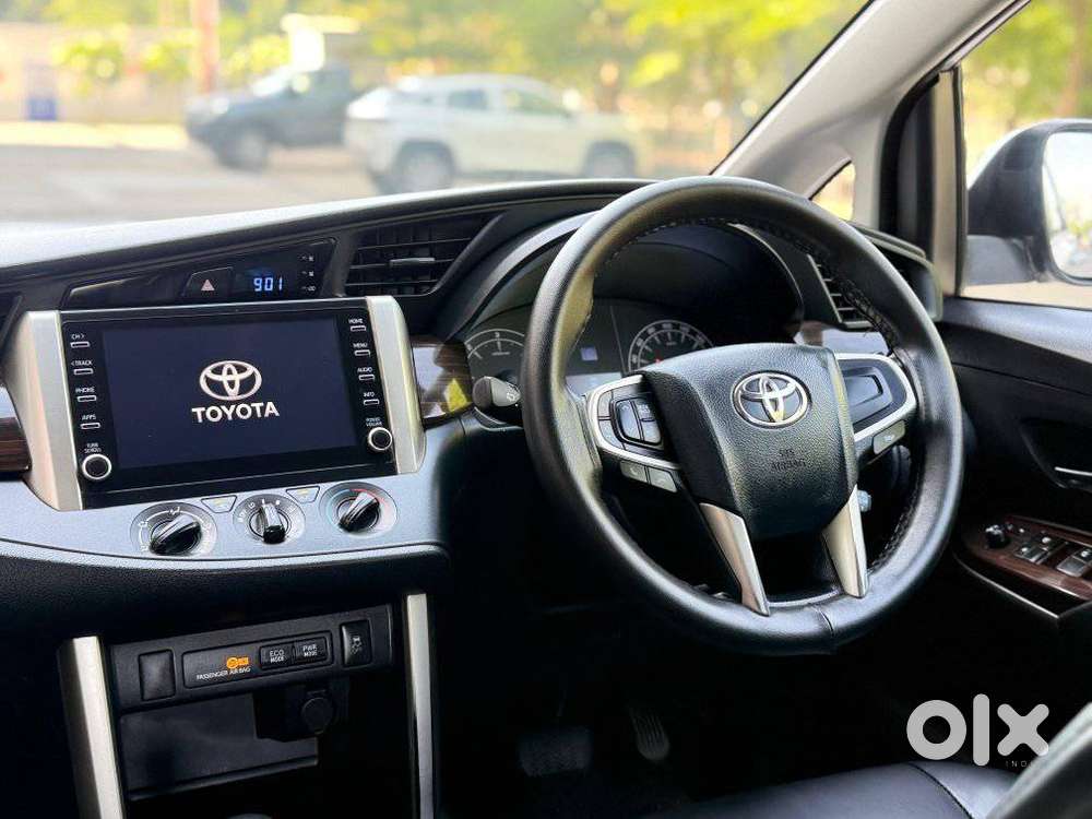 Toyota Innova Crysta [2020-ongoing] 2.7 Gx Mt 7 Str, 2021, Diesel