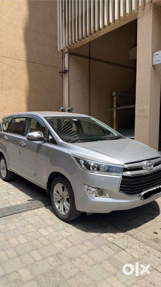 Toyota Innova Crysta 2.8 Z 1st Owner Diesel Good Condition