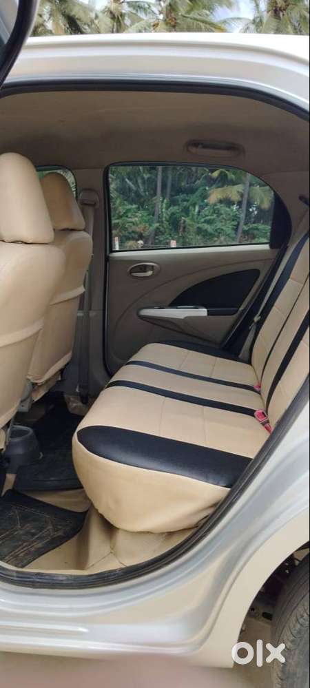 Toyota Etios Liva 2015