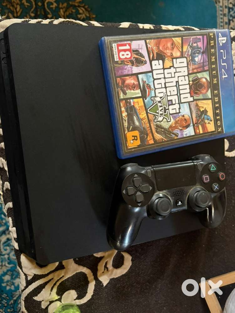 PS4 slim 500 GB
