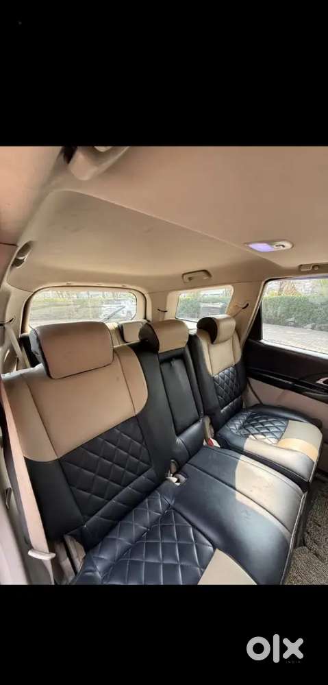 Mahindra Xuv500 2016 Diesel 111111 Km Driven