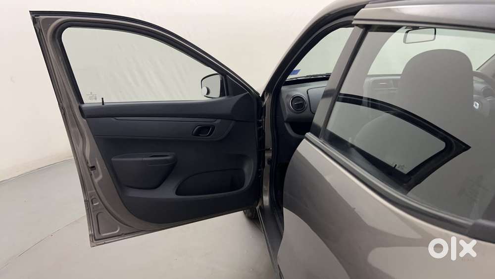Renault Kwid 1.0 Rxt, 2016, Petrol