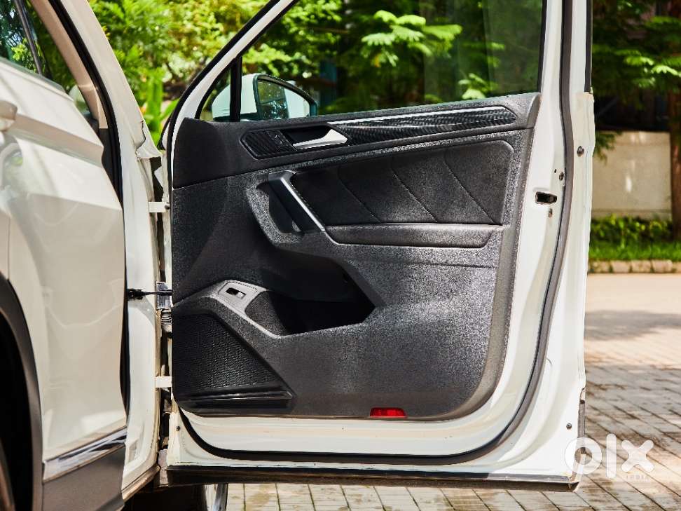 Volkswagen Tiguan 2.0 Elegance Tsi Dsg, 2022, Petrol