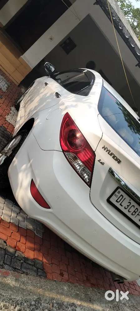 Hyundai Verna 2011 Petrol Well Maintained