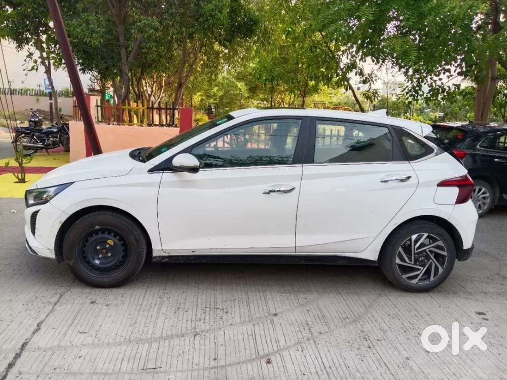 Hyundai I20 Asta (o) 1.2 Ivt, 2023, Petrol