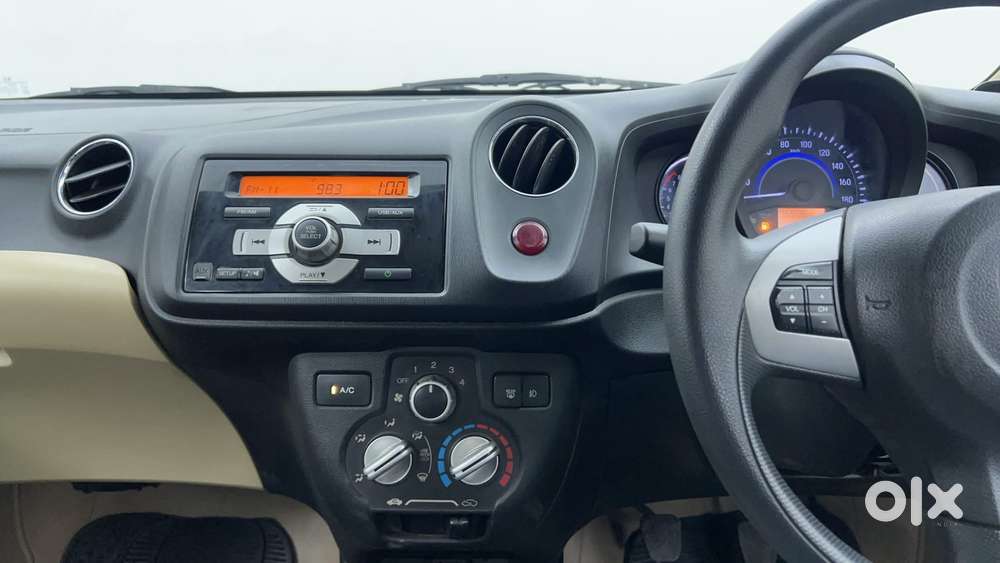 Honda Brio Vx Mt, 2015, Petrol