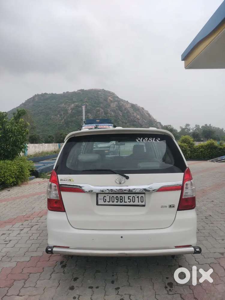 Toyota Innova 2016