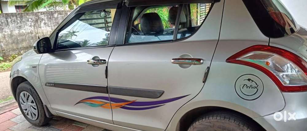 Maruti Suzuki Swift Vxi + Manual, 2015, Petrol