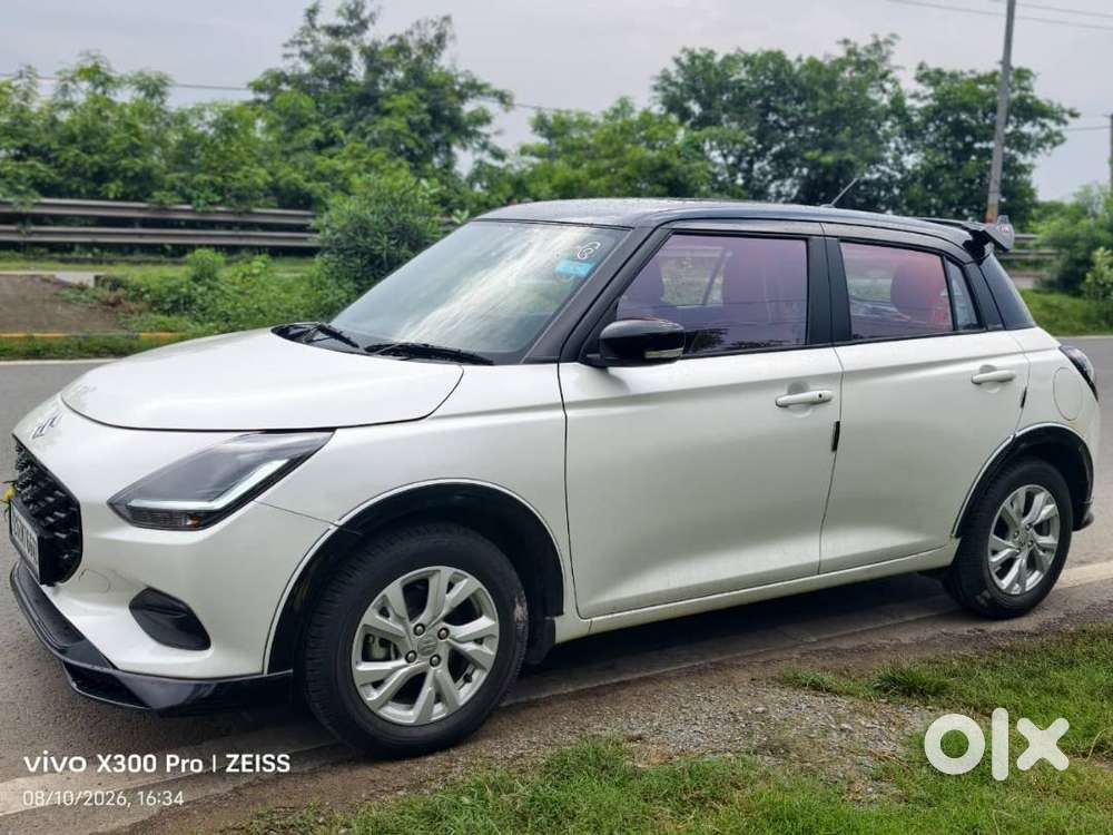 Maruti Suzuki Swift 2026 Petrol 14277 Km Driven
