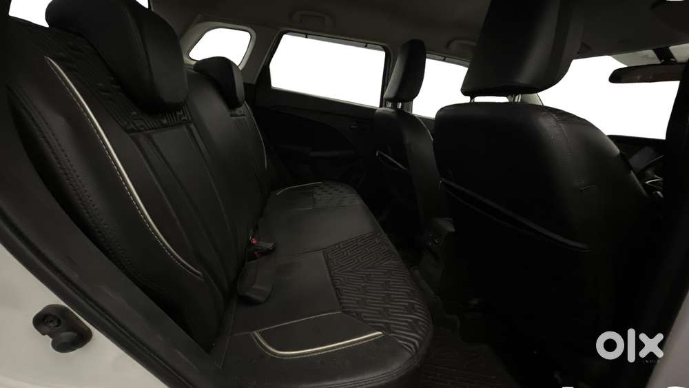 Maruti Suzuki Vitara Brezza 1.5 Vxi At, 2023, Petrol