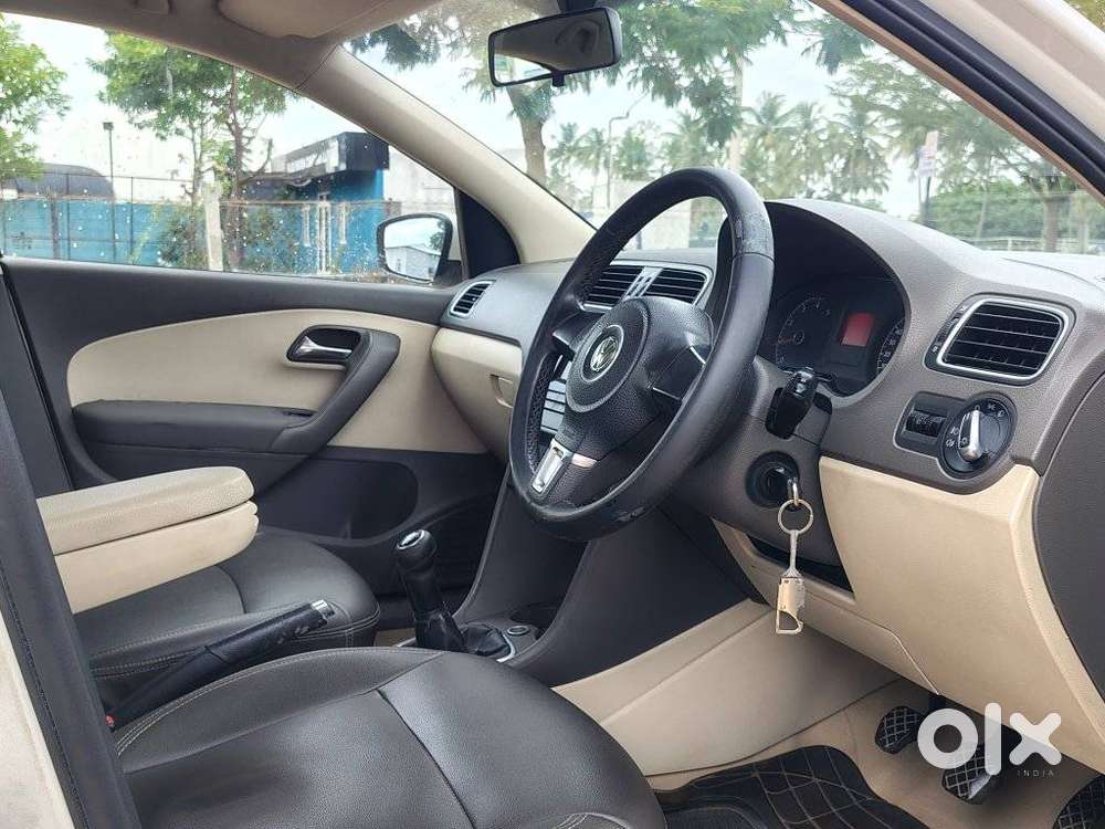 Volkswagen Vento Petrol Highline, 2010, Petrol